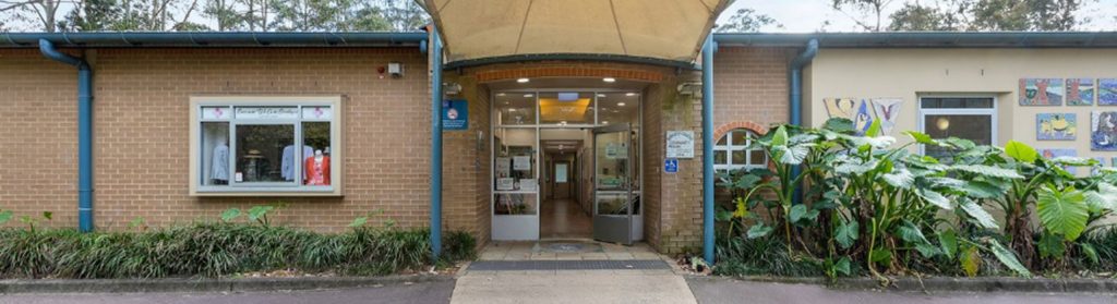 Freemasons donate Freezer to Berkeley Vale NC